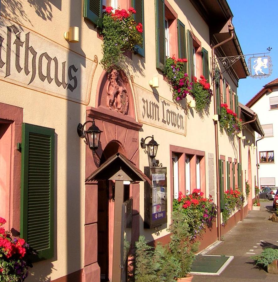Historisches Genusshotel Löwen Schopfheim Exterior foto